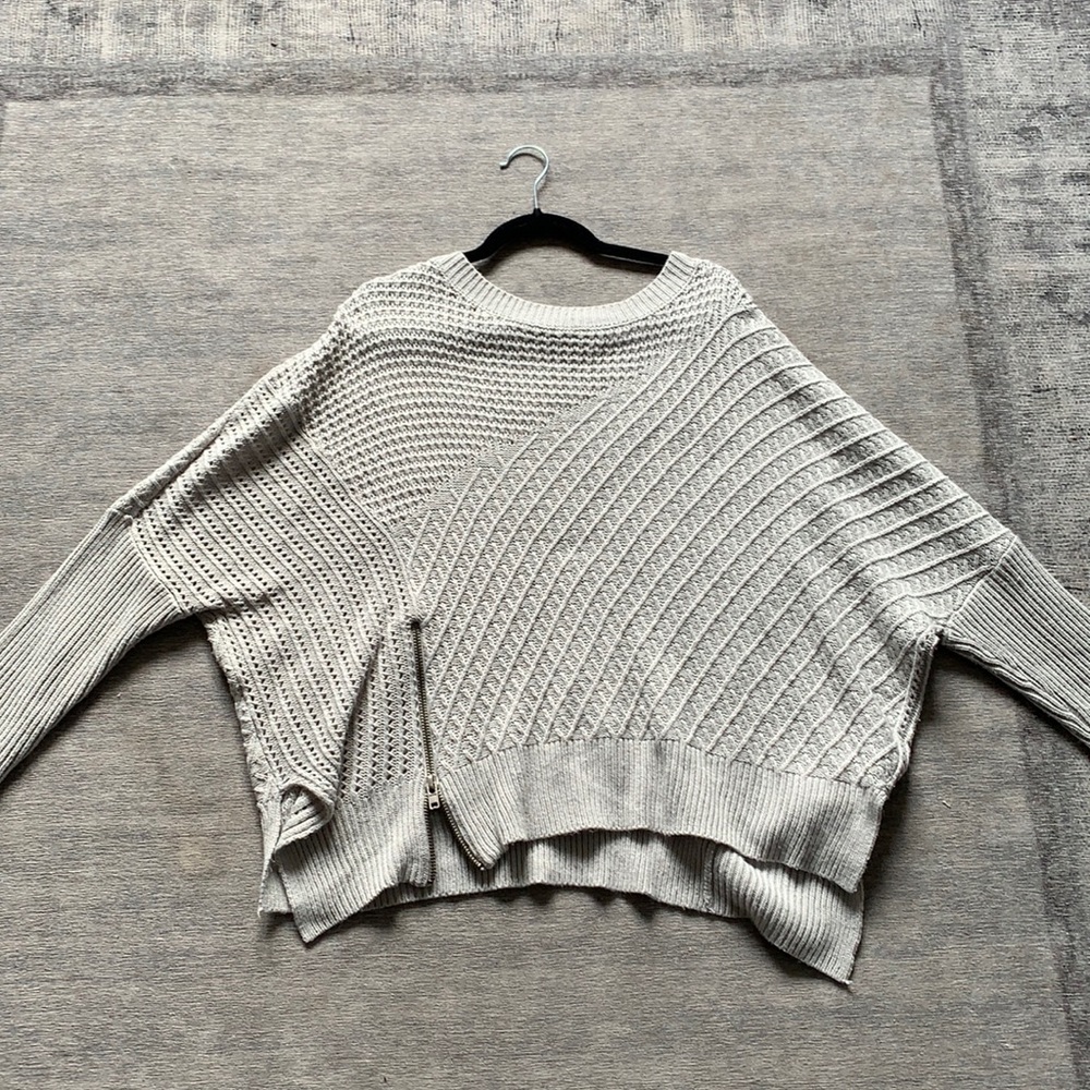 Like new Sweater!